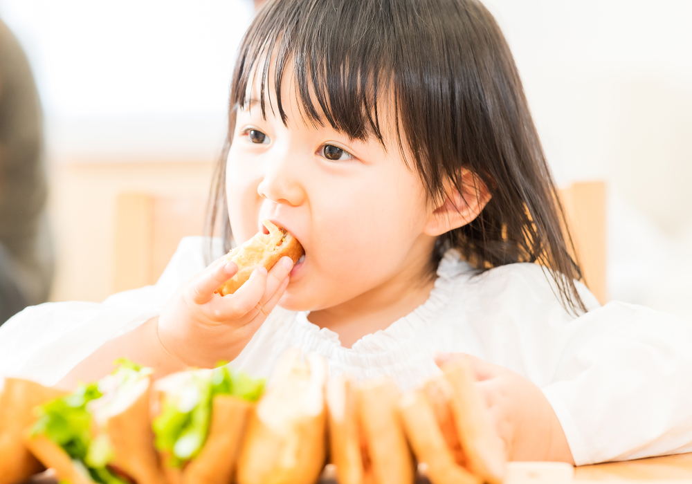 全身の発育にも影響を及ぼします